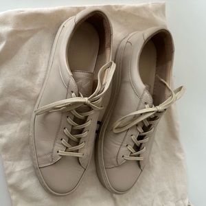 KOIO Capri in Limestone / Beige / Cream. US 8 EU 41